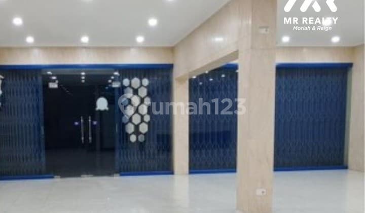 Ruko Gandeng Rapih di Pjayakarta Dekat Mangga Dua Siap Pakai