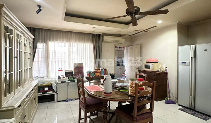 Dijual Apartemen Galleria Court Condo 3Br