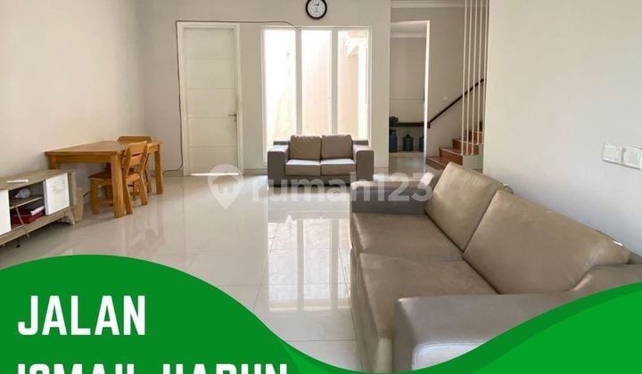 Dijual Villa Jalan Ismail Harun Komplek Citraland Gama City