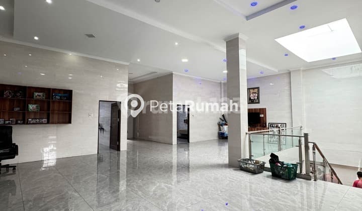 DIJUAL VILLA JALAN BRIGJEND HAMID KOMPLEK LAGUNA INDAH