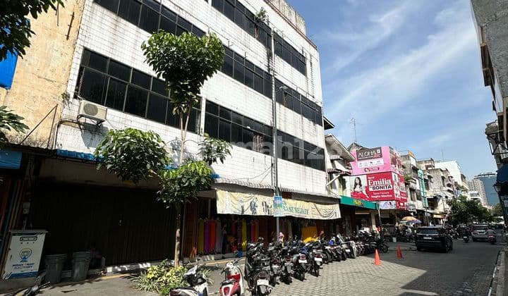 Dijual Ruko Jalan Perniagaan ( Cocok Untuk Usaha )