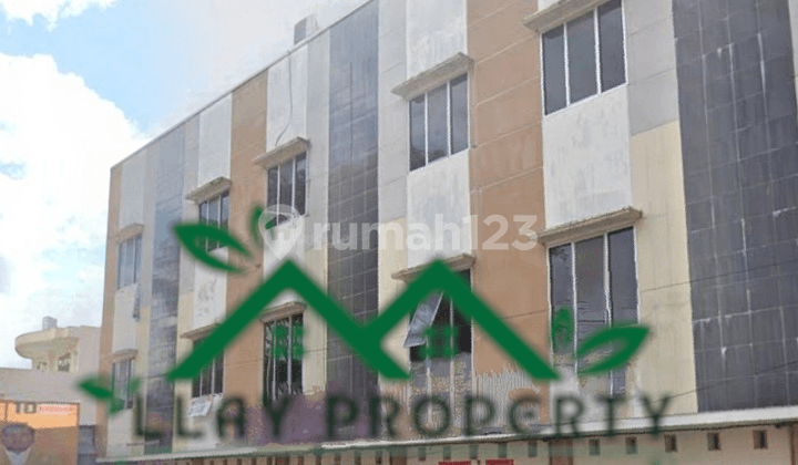 Ruko 3 Lantai, Parkiran Luas, Di Pusat Kota Manado