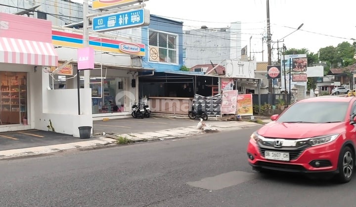 Ruko Strategis Cocok Buat Usaha. Diarea Sario