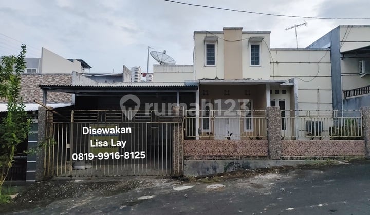 Disewakan Rumah Lt 196 Di Perumahan Tikala Residence