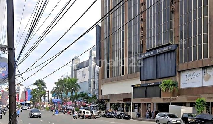 Termurah!! Jauh Under Market Lokasi Posisi Ruko Sangat Strategis 5.5 Tingkat Jl.bulan