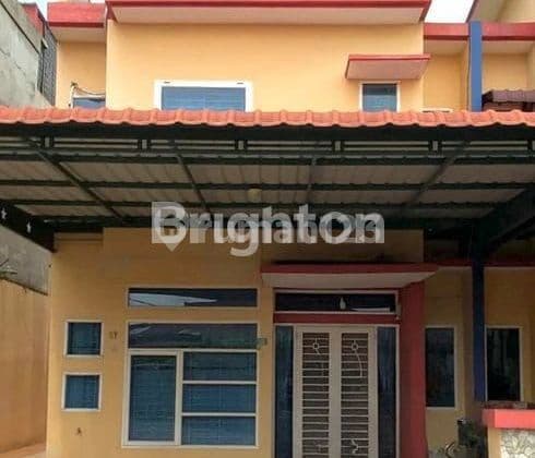 Villa Di Kompleks Buwono Millenium
medan