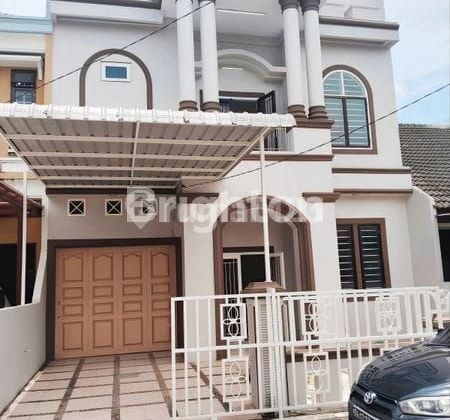 Rumah Di Komplek Mewah Antara Jl Setia Budi- Jl Flamboyan Raya
medan