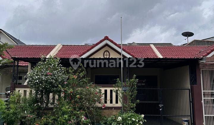 For Sale Ready-to-Occupy House Banjar Wijaya