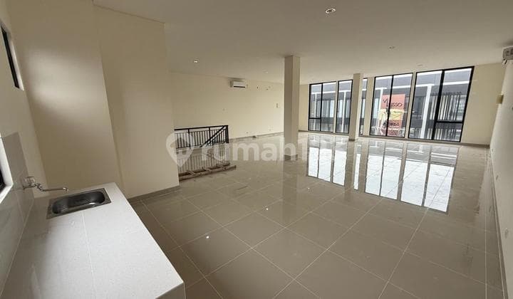 For Rent, Hampton Avenue Shop House, Gading Serpong