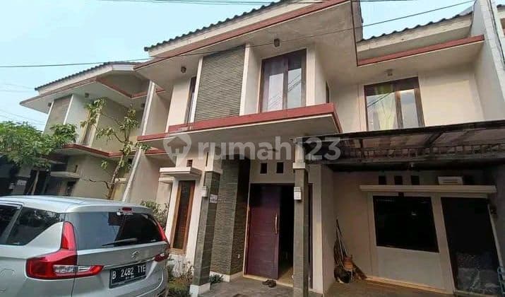 Dijual Rumah 2 Lantai Luas 136m² Dkt Ragunan Dan Rsud Jagakarsa