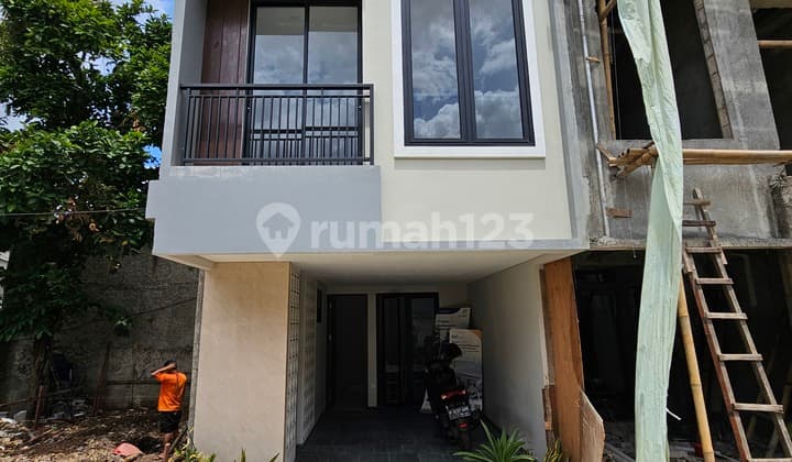 Dijual Aparthouse Strategis 2 Kamar Tidur Carport Cilandak Kpr