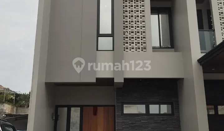Rumah Baru Cluster 2 Lantai+Rooftop Bonus Water Heater Kitcen Set