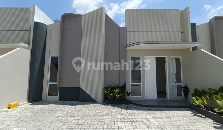 Premium Cluster Home, 2 bedrooms, Light Down Payment 5 million + 3 AC Bonus