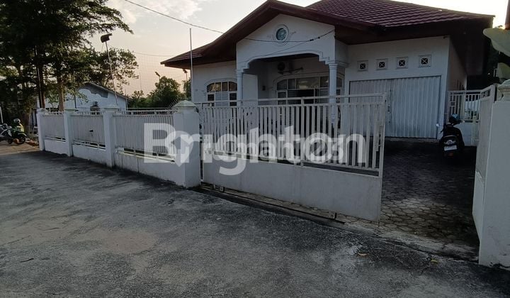 Rumah Bulatan Lahan Luas, Lokasi JL.Harapan Raya Ujung, T.Raya, Pekanbaru