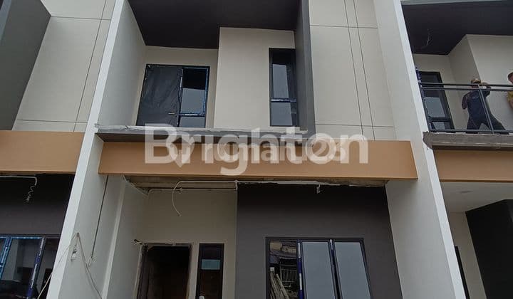 RUMAH 2 LANTAI, STOCK TERBATAS !!!