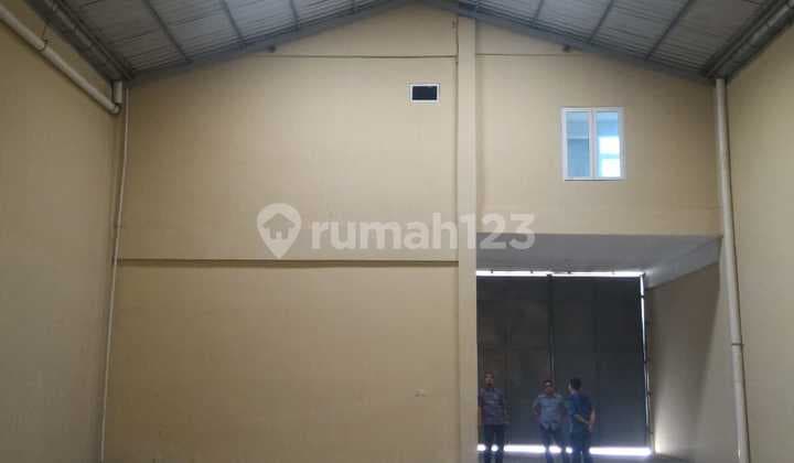 3-Story Warehouse for Rent, Air Hitam Business Location