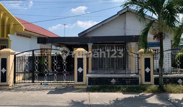 Rumah Bulatan Melur Ujung Panam