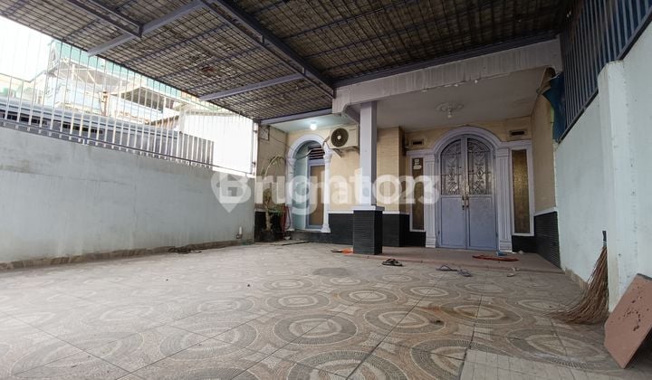 RUMAH MURAH DEKAT MALL CIPUTRA