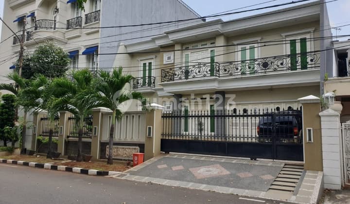 Dijual Rumah Mewah 2 Lantai Di Pulomas Barat 3, Hunian Idaman!