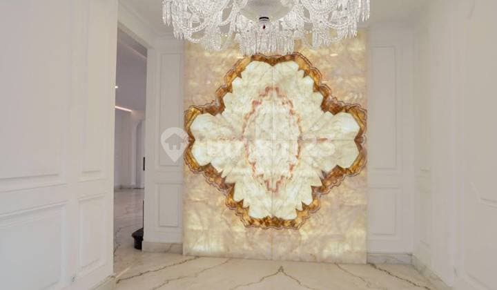 Rumah Mewah Klasik Vgi Kelapa Gading 550M² Full Marmer