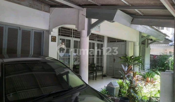 Rumah Elite Strategis Dekat River Park