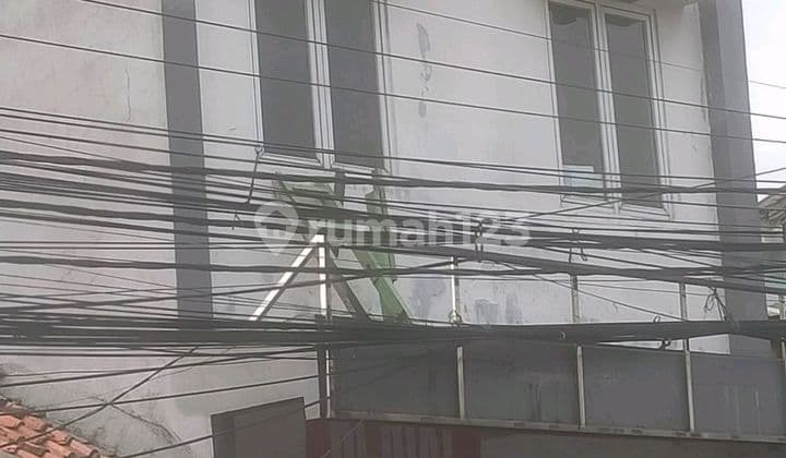 Ruko Strategis Dekat Pasar Modern Bintsro Sektor 9