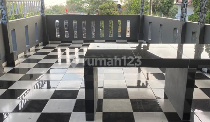 Dijual Rumah Jl Sersan Bajuri Blkg Upi