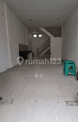 Rumah Komplek Siap Huni Daerah Katamso