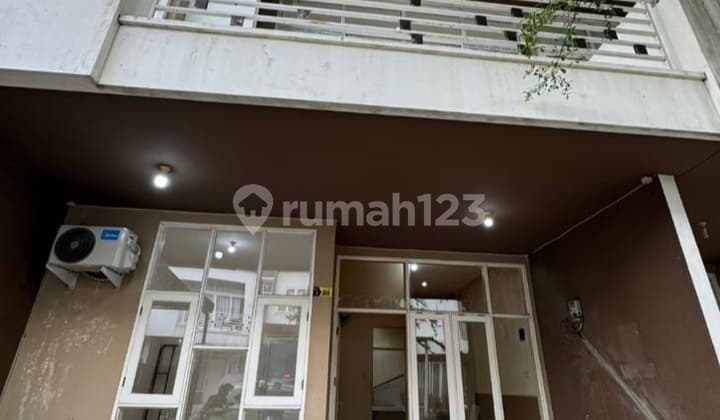 Villa Komplek J Elite 2 Medan Johor