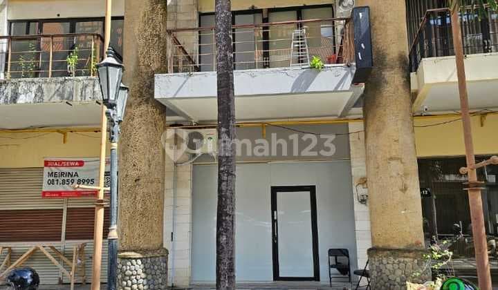 4-story Shop, Kuta Furnished 7 Rooms Suitable Offices Businesses