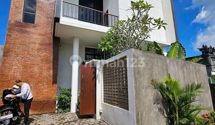 Villa Baru 3 Kamar Tidur View Sawah Jalan Kaki Ke Pantai kedungu