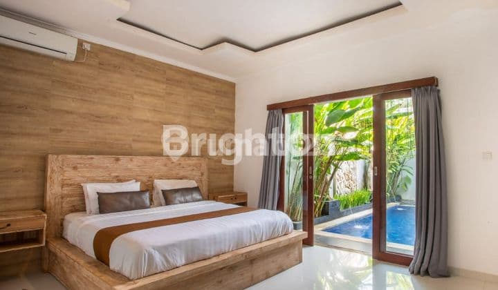 VILLA 4 BR PURI GADING KAMPUS JIMBARAN GWK SIDEWALK
