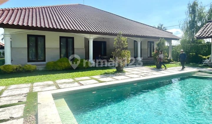 Spacious 5-Bedroom Family Residence : 10 Minutes to Saba Beach