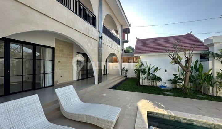 Villa Near Sanur 4BR Private Pool ITL Diatmika School V552