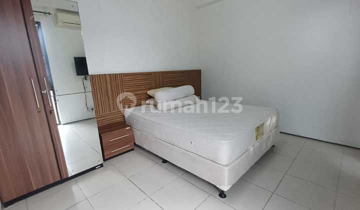 Disewakan Rumah di Jalan Sunset Road