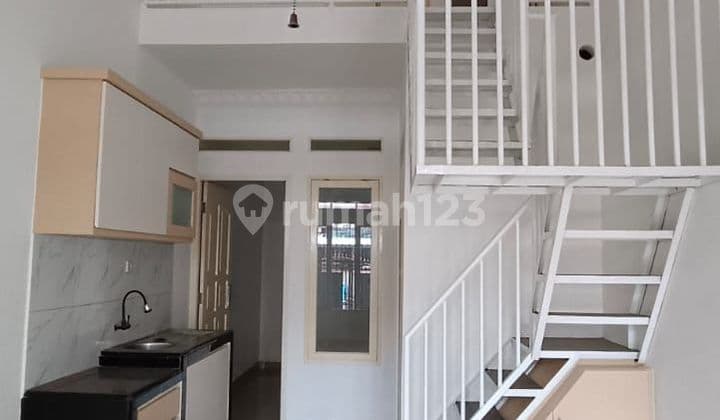 DIJUAL RUMAH PORIS TYPE MEZZANINE BRAND NEW SEMI FURNISHED
