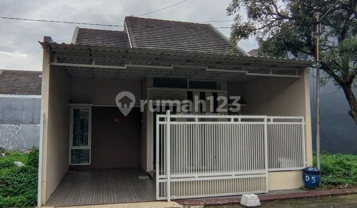 Dijual Murah Rumah di Boulevard Permata Royal Garden