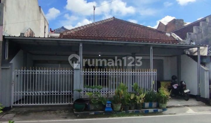 Dijual Rumah Kost Aktif di Tidar Malang