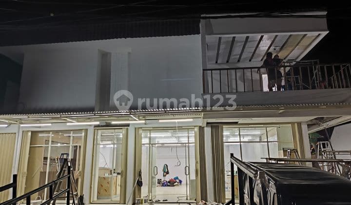 dijual rumah lama cocok untuk kantor dan kos2an