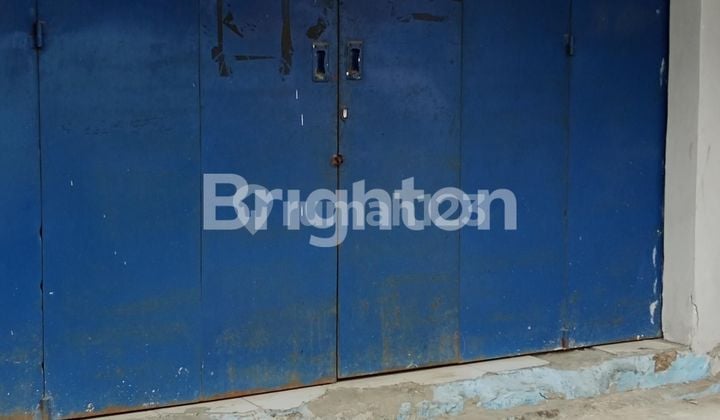 Rumah Pinggir Jalan Ramai Cimahi bisa buat usaha sudah ada toko nya hitung Tanah