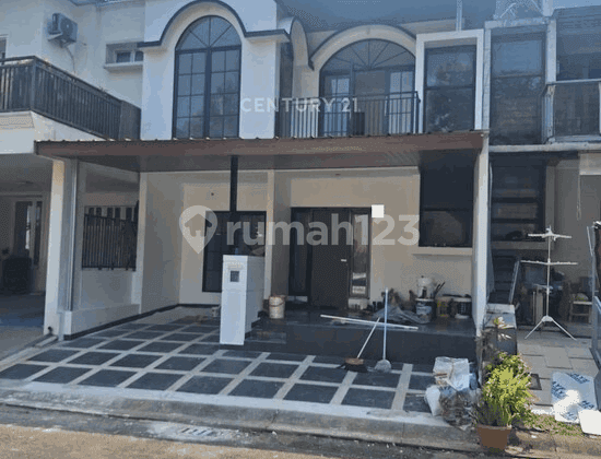 Disewakan Rumah Per Thn Lokasi Strategis Di Emerald Bintaro