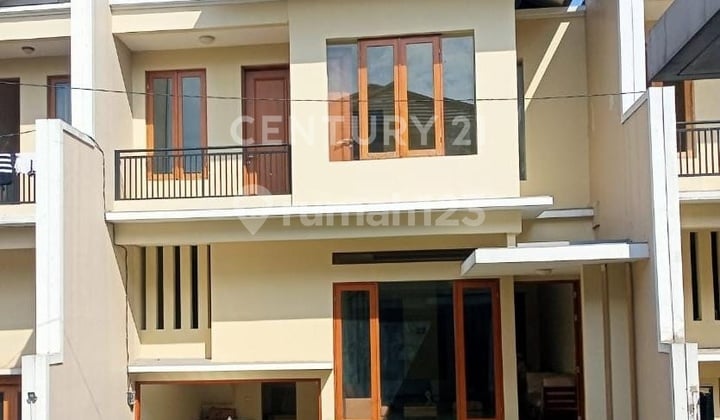 Dijual Rumah Dalam Cluster Di Wr Supratman Tangerang Selatan