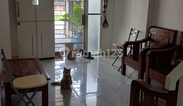 Rumah di Cluster Sakura Modernland Tangerang Banten
