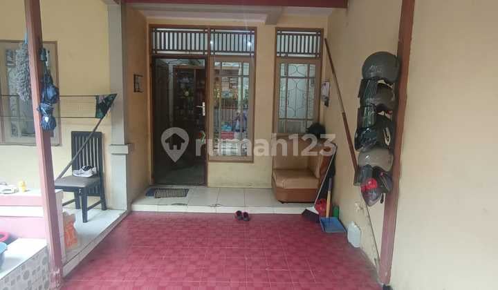 Rumah di Cluster Lantana Banjar Wijaya Tangerang Banten