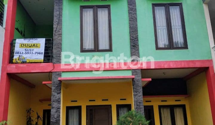 Rumah Villa 2 lantai full furnished di lokasi perumahan yang sangat strategis kota Batu, dekat dengan BNS, Jatim park, Golden Tulip Resort, Paolo Fest, Batu Malang, Jawa Timur