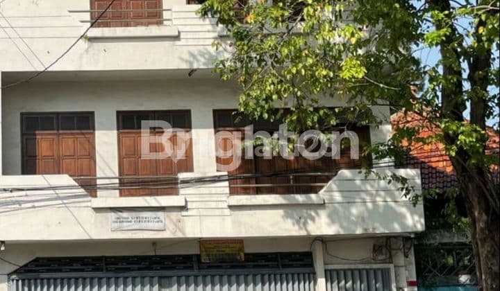 Ruko 3 lantai di kawasan strategis, Pasuruan kota, Jawa Timur