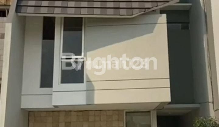 The Dominica , Rumah berkonsep modern, 3 lantai, berada di tengah kota, dekat dengan balaikota Malang, Bengawan Solo, Amprong, Bunulrejo,Jawa Timur