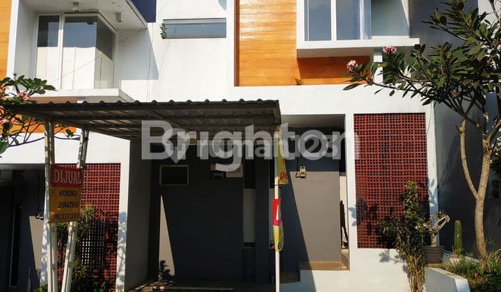 rumah nuansa Villa, di kawasan perumahan Bridge Town Tidar, Dau, Malang, Jawa Timur