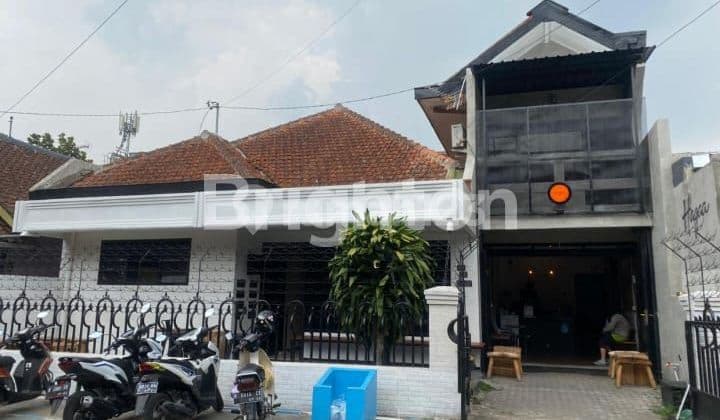 Rumah 2 lantai dekat kampus ABM