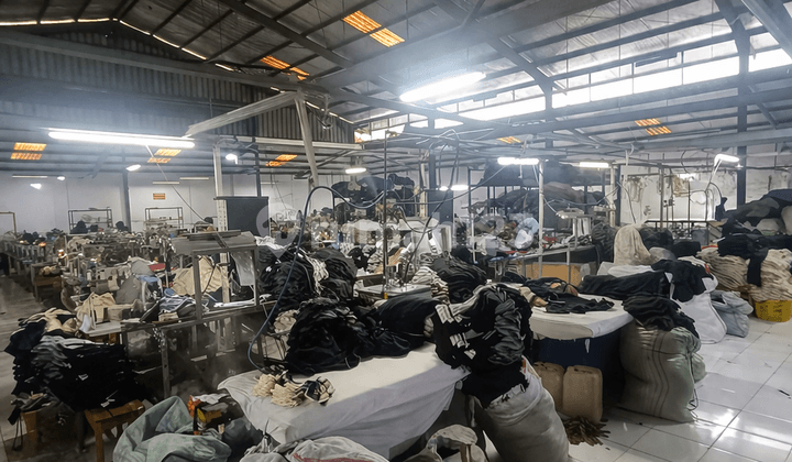 Developing Industrial Factory 3300M² Fully Furnished in Sepatan